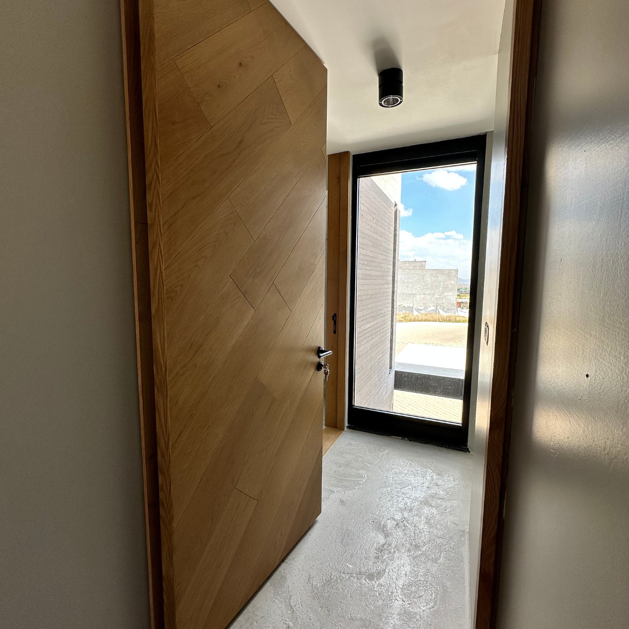 Puerta diseño diagonal