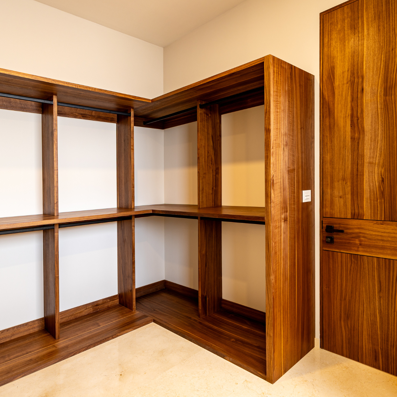 Vestidor Capuchinas